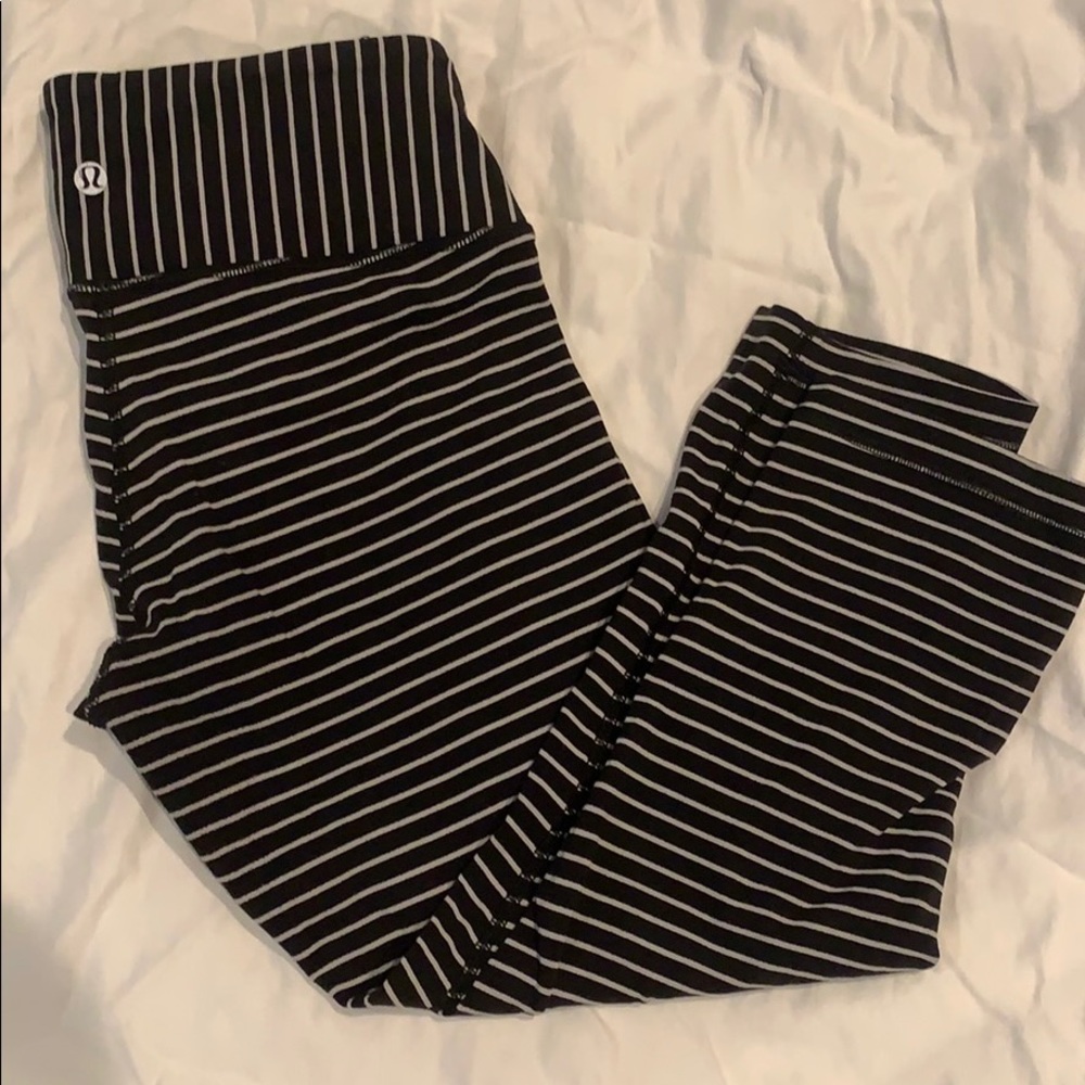 Lululemon wunder under crops